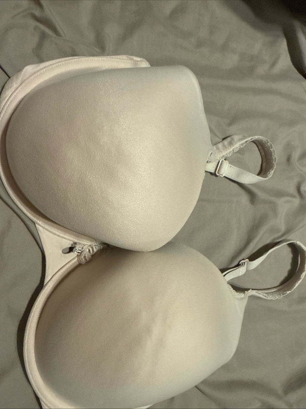 Pre-Owned Nude Victorias Secret Body By Victoria Lined Perfect Coverage 34DDD
